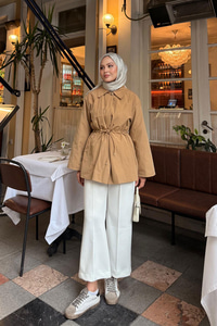 Taş Detay Bel Bağlamalı Trenç Vizon