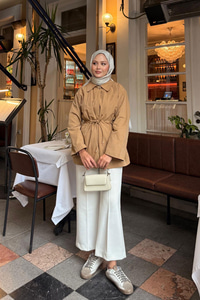 Taş Detay Bel Bağlamalı Trenç Vizon