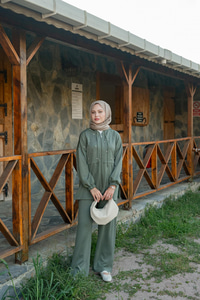 Taş Detay Ceketli Takım Haki Yeşil