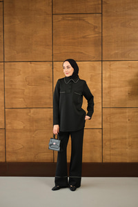 Taş Detay Cepli Takım Siyah