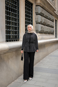 Taş Detay Düğmeli Gömlek Yaka Takım Siyah