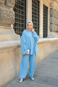Taş Detay Etekli Takım Açık Mavi