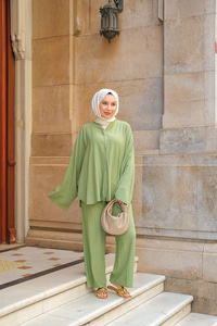 Taş Detay Etekli Takım Haki Yeşil