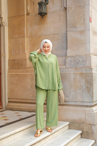 Taş Detay Etekli Takım Haki Yeşil