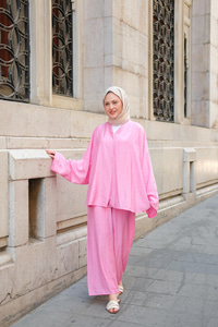 Taş Detay Etekli Takım Pembe