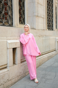 Taş Detay Etekli Takım Pembe