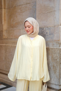 Taş Detay Etekli Takım Sarı