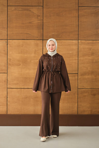 Taş Detay Kapüşonlu Takım Kahverengi