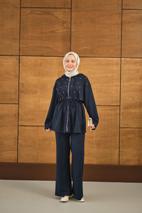 Taş Detay Kapüşonlu Takım Lacivert