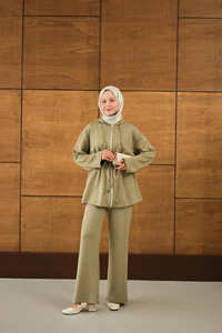 Taş Detay Kapüşonlu Takım Yeşil