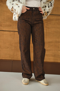 Taş Detay Kemerli Pantolon Kahverengi