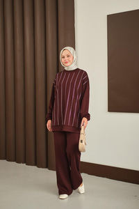 Taş Detay Takım Bordo