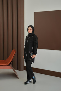 Taş Detay Takım Siyah