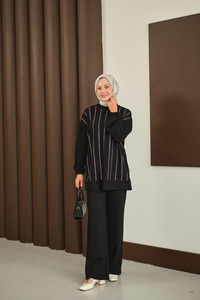 Taş Detay Takım Siyah