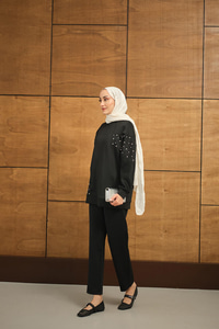 Taş Detay Takım Siyah