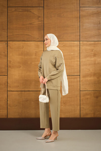 Taş Detay Takım Yeşil