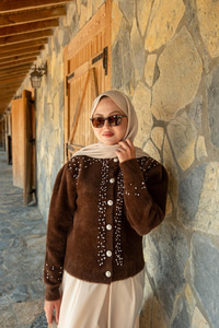 Taş Detay Triko Ceket Kahverengi