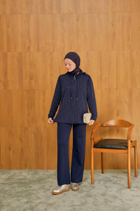 Taş Detay Triko Takım Lacivert