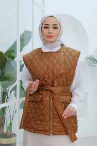 Taş Detaylı Kapitone Yelek Taba