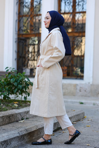 Taş Detaylı Trenç Krem