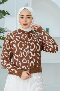 Taş Düğme Detaylı Peluş Hırka Kahverengi