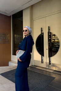 Taş Düğme Detaylı Takım Lacivert