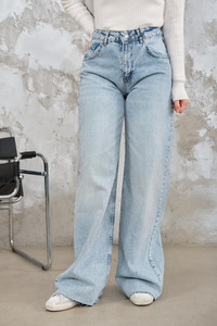 Taş Ve Kesik Detay Kot Pantolon Buz Mavi