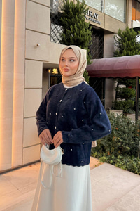 Taşlı Çiçek Düğmeli Hırka Lacivert