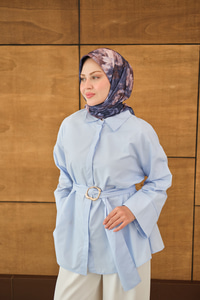 Toka Detaylı Uzun Kuşaklı Gömlek Bebe Mavi