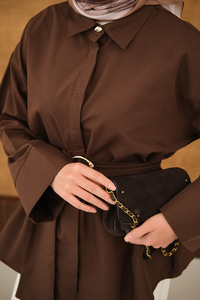 Toka Detaylı Uzun Kuşaklı Gömlek Kahverengi