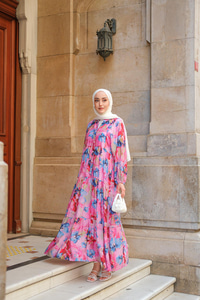 Tropikal Çicek Desen Elbise Fuşya