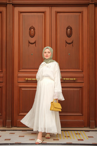 Tül Detay Bağlamalı İkili Takım Beyaz