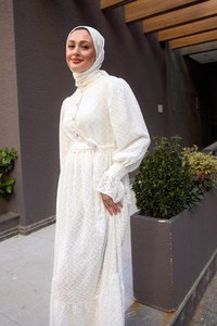 Tül Detay Kemerli Elbise Beyaz