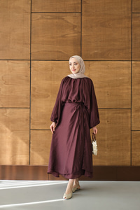 Tül Detay Pelerinli Etekli Takım Mürdüm