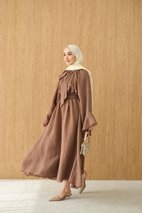 Tül Kumaş Boyun Bağlamalı Detaylı Bel Bağlamalı Elbise Kahverengi