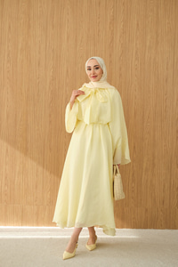 Tül Kumaş Boyun Bağlamalı Detaylı Bel Bağlamalı Elbise Sarı