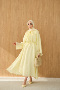 Tül Kumaş Boyun Bağlamalı Detaylı Bel Bağlamalı Elbise Sarı