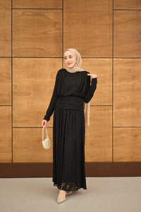 Tül Kumaş Kendinden Desenli Bel Büzgü Detay Elbise Siyah