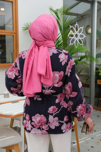 Tüllü Çiçek Desen Hırka Pembe