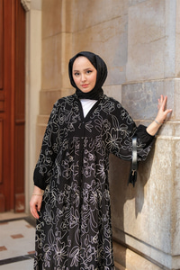 Tyess Desenli Elbise Siyah