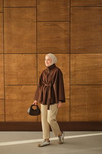 Üç Düğme Detay Panço Kahverengi