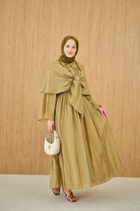 Üç Parçalı Tül Kumaş Gold Broş Detay Takım Yağ Yeşil