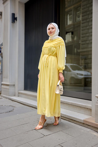 Üstü Lastikli Şifon Elbise Sarı