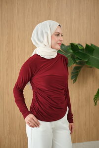 Uzun Kollu Büzgü Detay Bluz Bordo