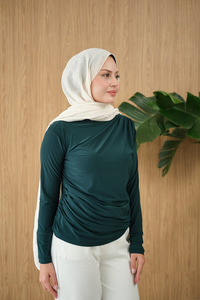 Uzun Kollu Büzgü Detay Bluz Zümrüt Yeşil