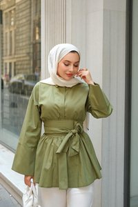 Uzun Kuşaklı Gömlek Koyu Yeşil