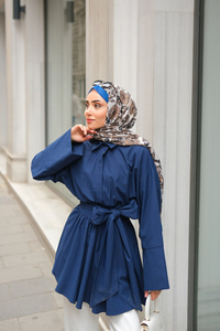 Uzun Kuşaklı Gömlek Lacivert