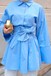 Uzun Kuşaklı Gömlek Mavi