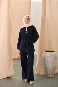 V Broş Detay Takım Lacivert