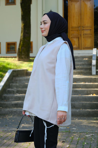 V Detay Süveter Krem